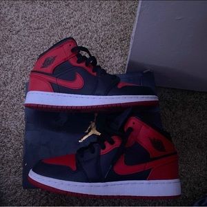 boys jordans 4.5Y